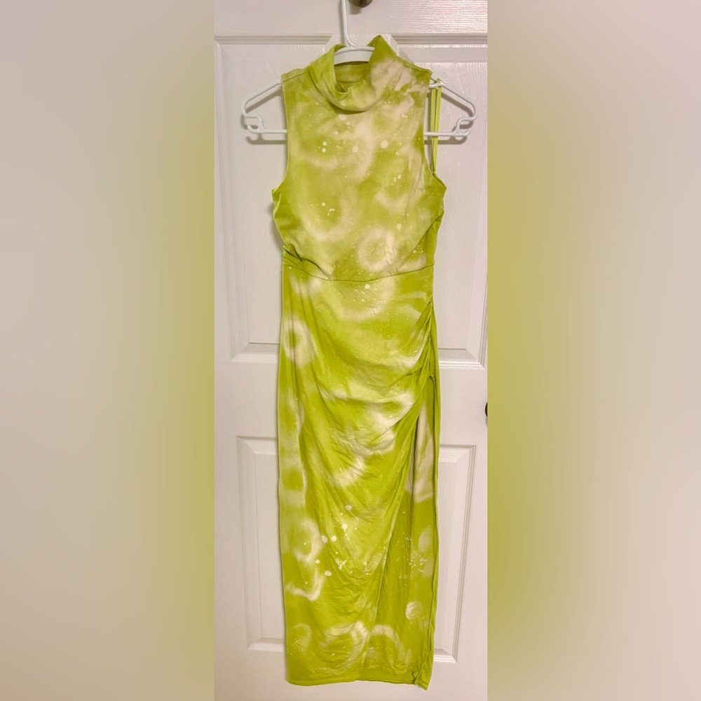 NEW w/ tags Superdown Lime Green Tie-Dye Maxi Dress w/ side slit, size M
